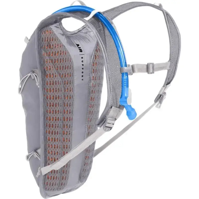 CAMELBAK CLASSIC LIGHT HYDRATION PACK 4L WITH 2L RESERVOIR 2021: GUNMETAL GREY - Hydration Pack