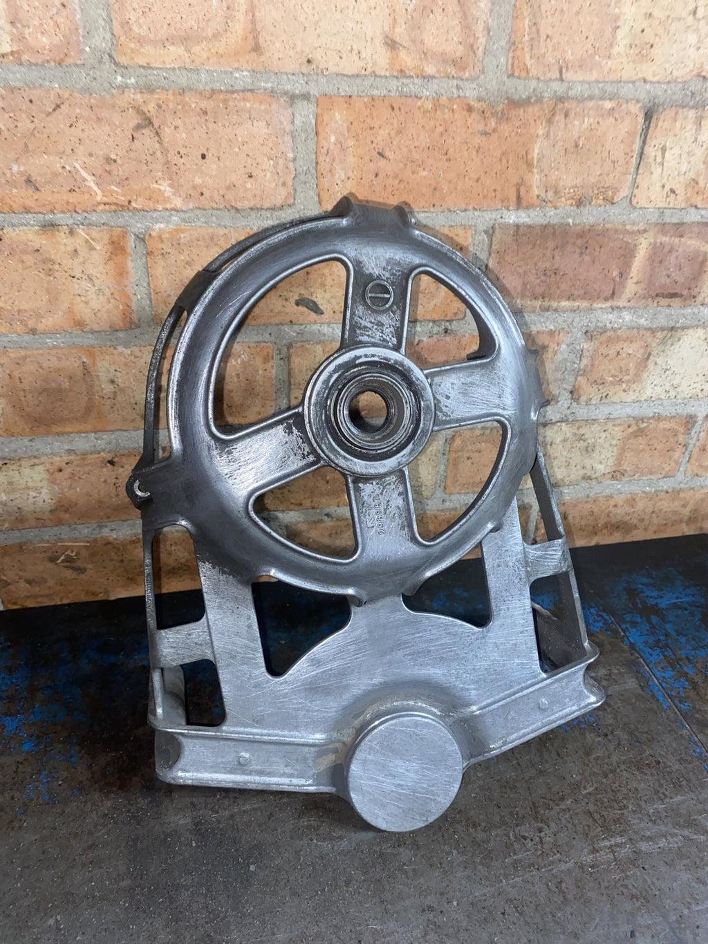 Used Suzuki KingQuad 500 primary clutch basket cover - front