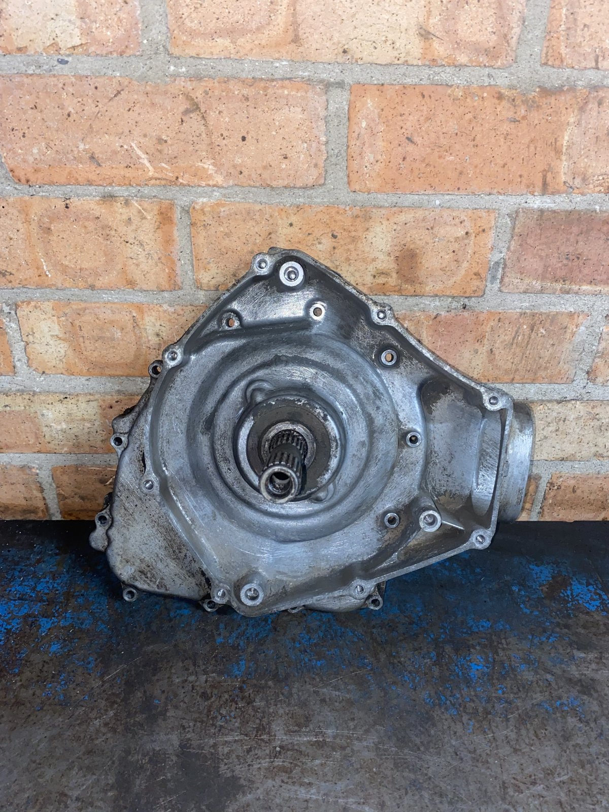 Used Suzuki KingQuad 500 wet clutch side cover - front