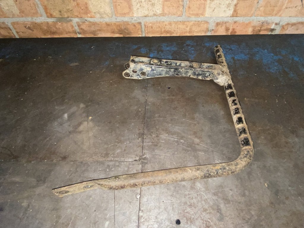 Used Honda TRX footwell bracket - right hand