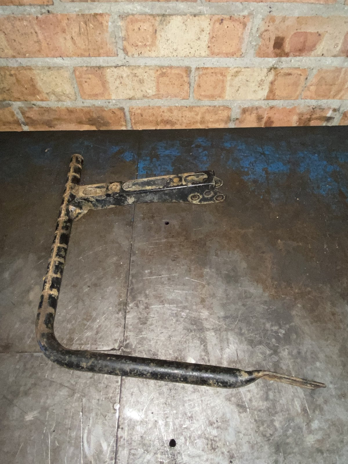 Used Honda TRX footwell bracket - single side
