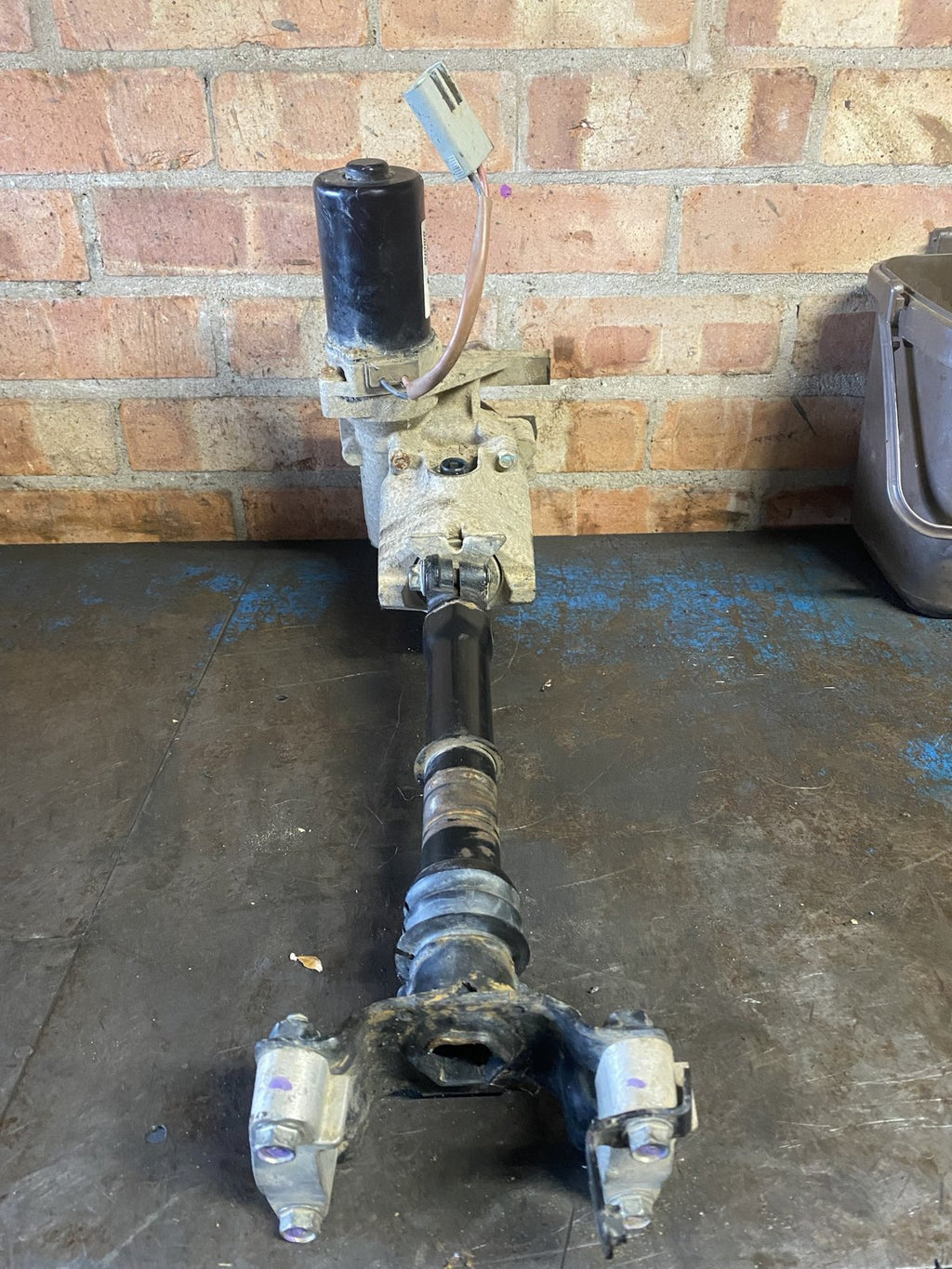 Used Honda Foreman 500 EPS steering column and top clamps