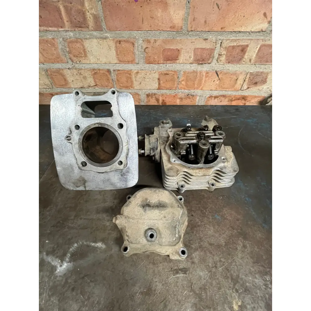 Used Honda Trx 250 Head & Barrel - Atv Head & Barrel