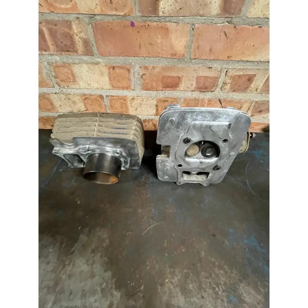 Used Honda Trx 250 Head & Barrel - Atv Head & Barrel