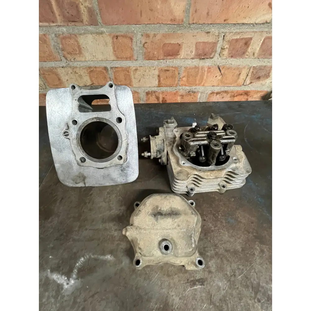Used Honda Trx 250 Head & Barrel - Atv Head & Barrel